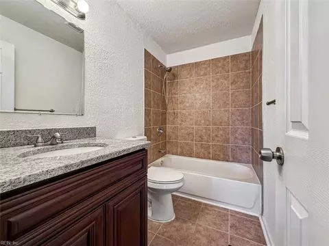2 Brentwood Dr, Hampton, VA 23669 photo 26
