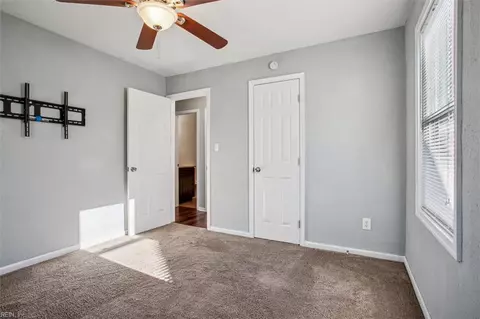 2 Brentwood Dr, Hampton, VA 23669 photo 23