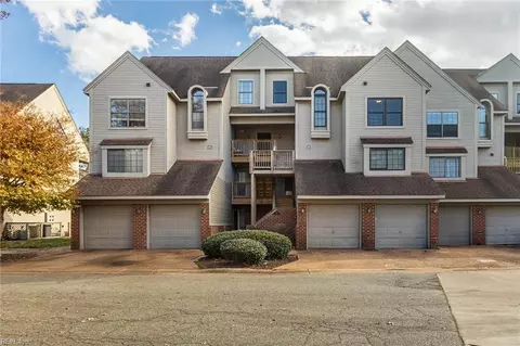 746 Rock Crest Ct #302, Newport News, VA 23602