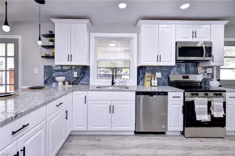 1209 Wickham Ave, Newport News, VA 23607