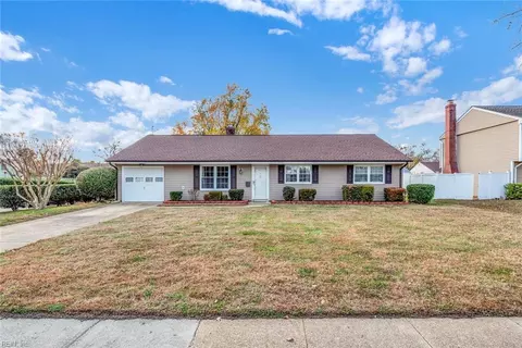 1 Denver Cir, Hampton, VA 23666
