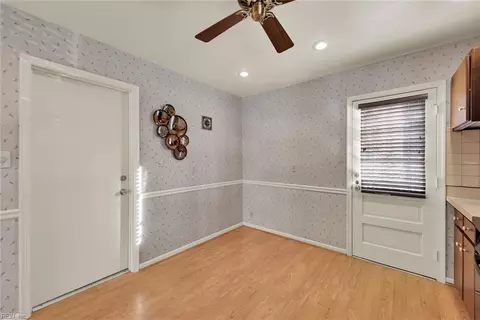 1 Denver Cir, Hampton, VA 23666 photo 13