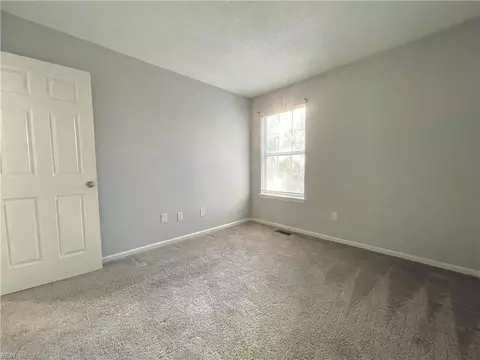 16 Saxony Pl, Hampton, VA 23669 photo 16