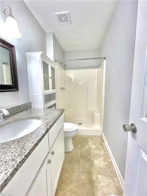 16 Saxony Pl, Hampton, VA 23669 photo 19