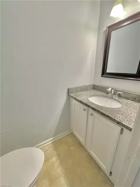16 Saxony Pl, Hampton, VA 23669 photo 21