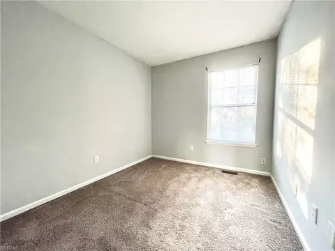 16 Saxony Pl, Hampton, VA 23669 photo 14