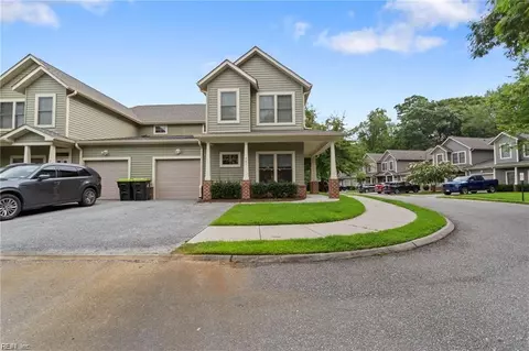 200 Seasons Cir #701, Suffolk, VA 23434