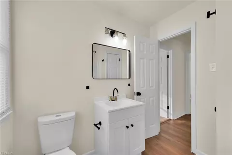 1315 Saxton Dr, Hampton, VA 23669 photo 32