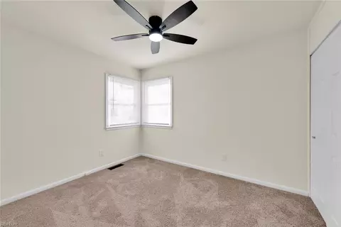 1315 Saxton Dr, Hampton, VA 23669 photo 33