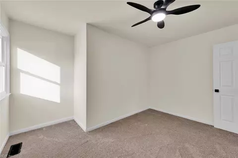 1315 Saxton Dr, Hampton, VA 23669 photo 36
