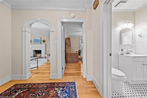 Entry Way - 1003 Delaware Ave, Suffolk, VA 23434 photo 4 of 6