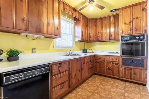 Kitchen - 2100 E Pembroke Ave, Hampton, VA 23664 photo 1 of 2
