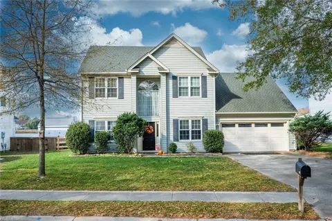 6735 Burbage Lake Cir, Suffolk, VA 23435