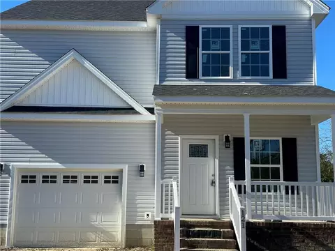121 N Lloyd St, Suffolk, VA 23432