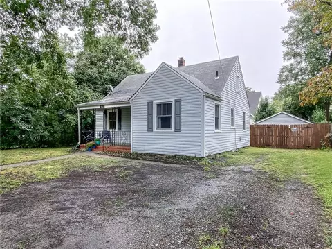 Exterior - 4723 Woolsey St, Norfolk, VA 23513 photo 9 of 9