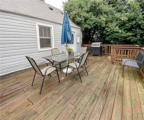 Exterior - 4723 Woolsey St, Norfolk, VA 23513 photo 2 of 9