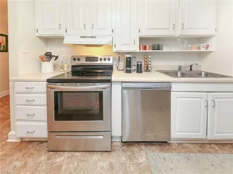 Kitchen - 4723 Woolsey St, Norfolk, VA 23513 photo 2 of 2