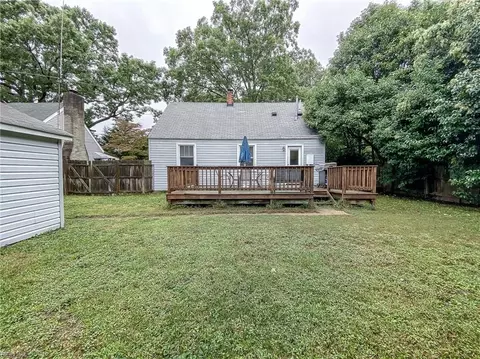 Exterior - 4723 Woolsey St, Norfolk, VA 23513 photo 5 of 9