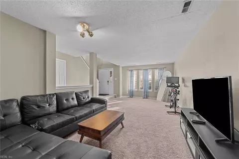 Living - 152 Corwin Cir, Hampton, VA 23666 photo 1 of 3