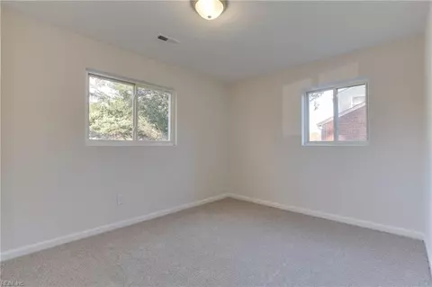 450 Beaumont St, Hampton, VA 23669 photo 31