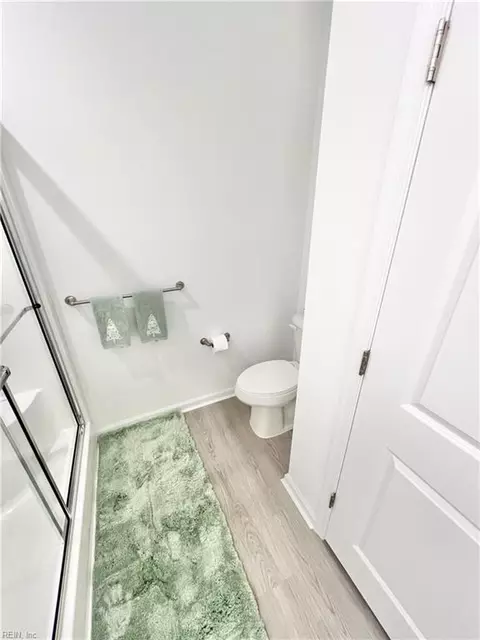 Bath - 1509 Waitsel Dr #202, Chesapeake, VA 23320 photo 3 of 4