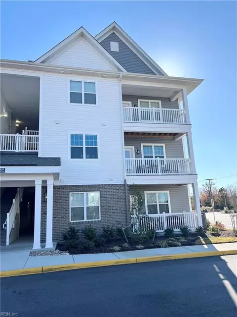 Exterior - 1509 Waitsel Dr #202, Chesapeake, VA 23320 photo 1 of 3