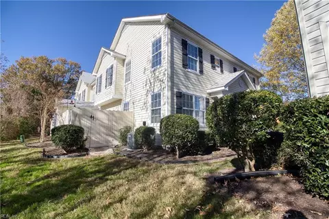 1515 Hambledon Loop, Chesapeake, VA 23320