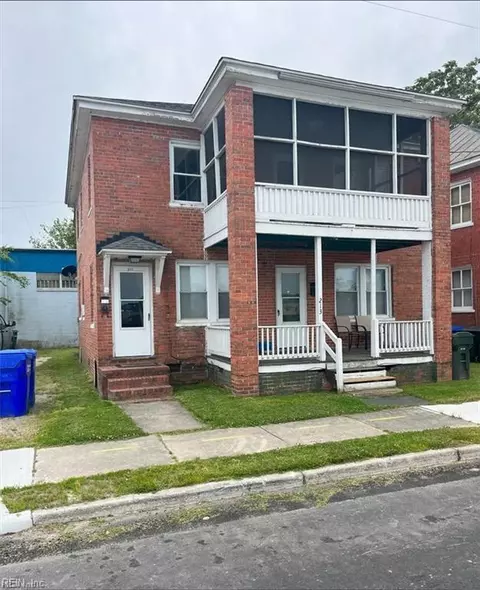 211 Jackson St, Suffolk, VA 23434