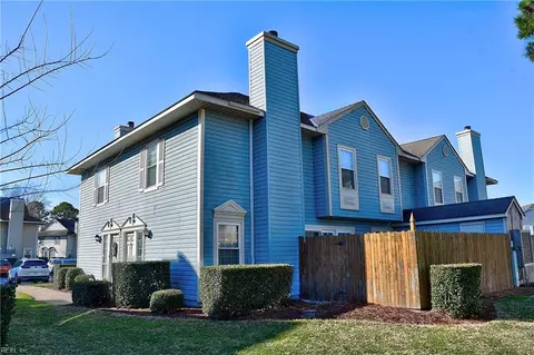 5206 Calico Ct, Virginia Beach, VA 23464