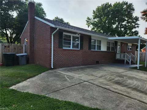 Exterior - 122 Duval Ct, Hampton, VA 23669 photo 3 of 6