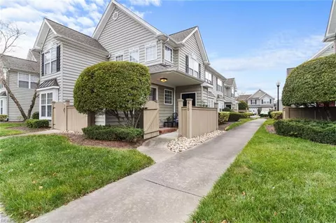 610 Lakeside Dr, Suffolk, VA 23435