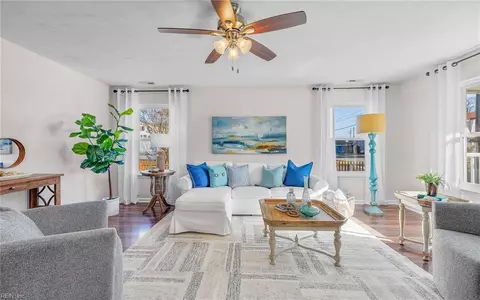9563 1st View St, Norfolk, VA 23503