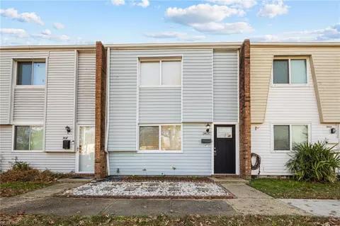 3437 Crimson Holly Ln, Virginia Beach, VA 23453