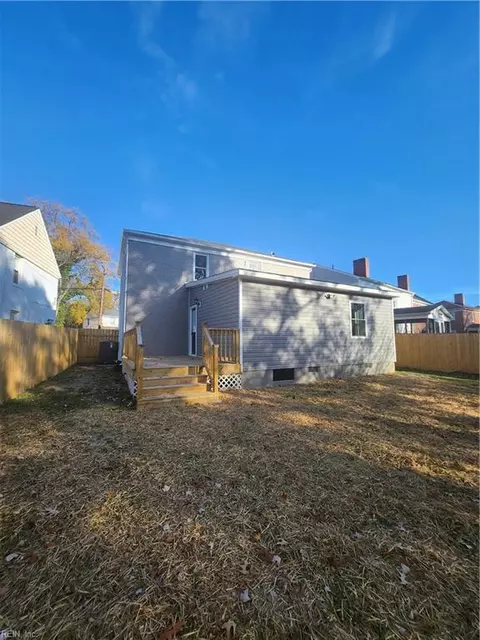 147 Armstrong Dr, Hampton, VA 23669 photo 16