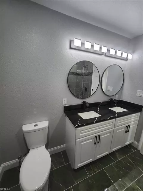 147 Armstrong Dr, Hampton, VA 23669 photo 7