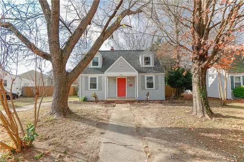 7521 Virginian Dr, Norfolk, VA 23505