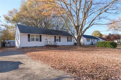 317 Winchester Dr, Hampton, VA 23666 photo 3