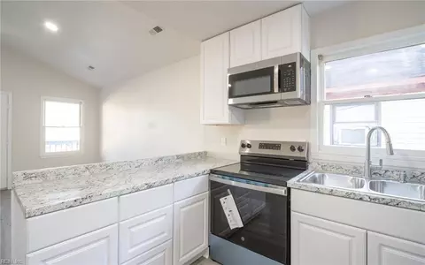 Kitchen - 31 Bland St, Hampton, VA 23669 photo 1 of 2