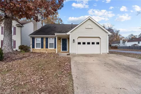 1000 Eagle Point Dr, Virginia Beach, VA 23456