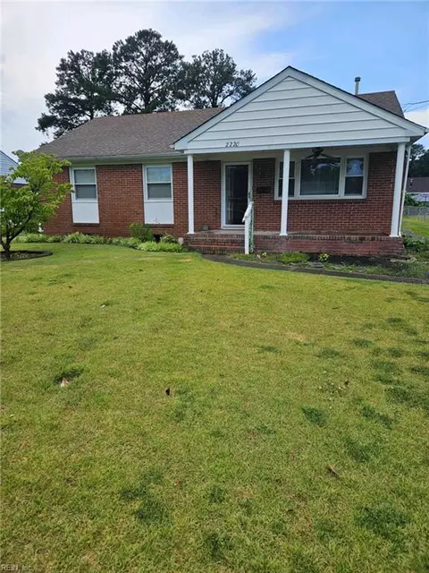 2220 Chesapeake Ave, Chesapeake, VA 23324
