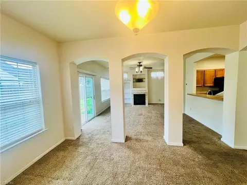 3705 Bay Cres, Chesapeake, VA 23321 photo 5