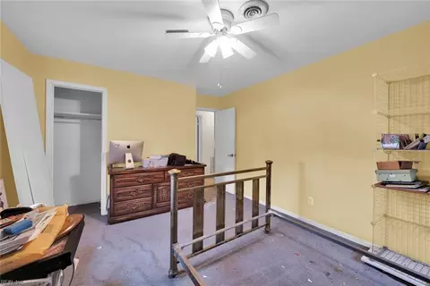 Bedroom - 9 Ward Dr, Hampton, VA 23669 photo 2 of 8