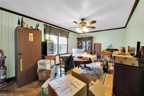 Dining - 9 Ward Dr, Hampton, VA 23669 photo 1 of 3