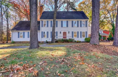 944 Timberlake Dr, Virginia Beach, VA 23464