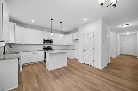 109 Terry Ln, Suffolk, VA 23434