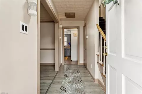 Entry Way - 206 Prince James Dr, Hampton, VA 23666 photo 1 of 1