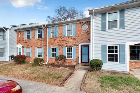 17 S Gawain Way, Hampton, VA 23669