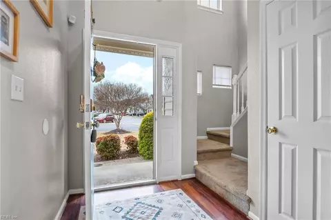 Entry Way - 3910 River Breeze Cir, Chesapeake, VA 23321 photo 3 of 7