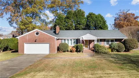 4720 Bradston Rd, Virginia Beach, VA 23455