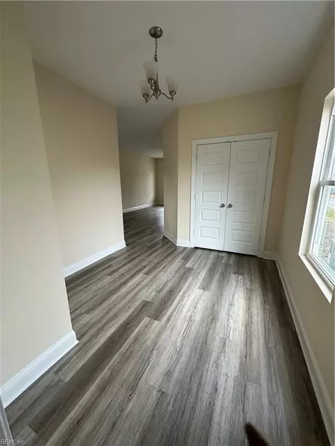 Entry Way - 508 Eola Ave, Suffolk, VA 23434 photo 7 of 7